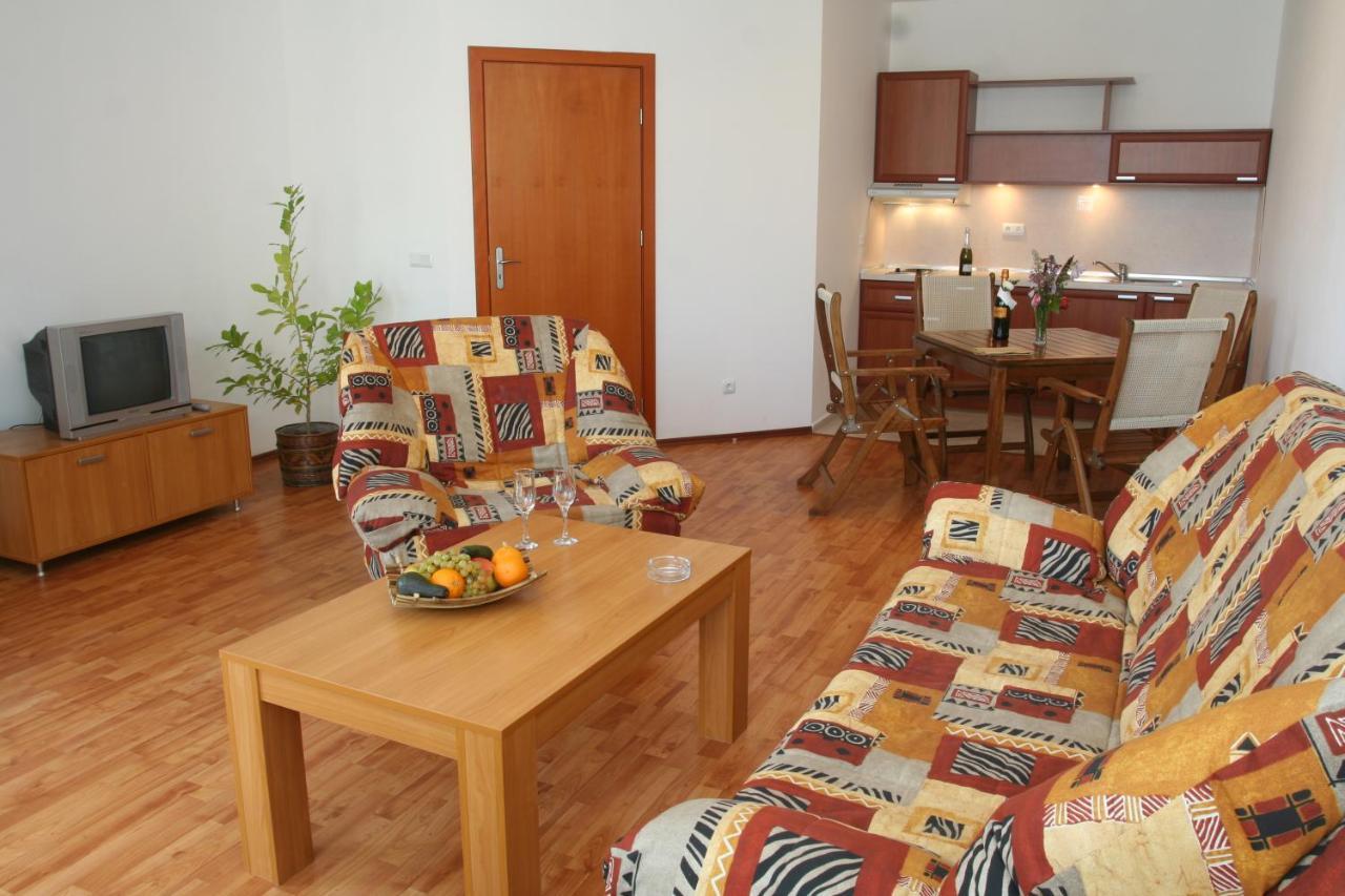 Joya Park Apartments Златни пясъци Екстериор снимка