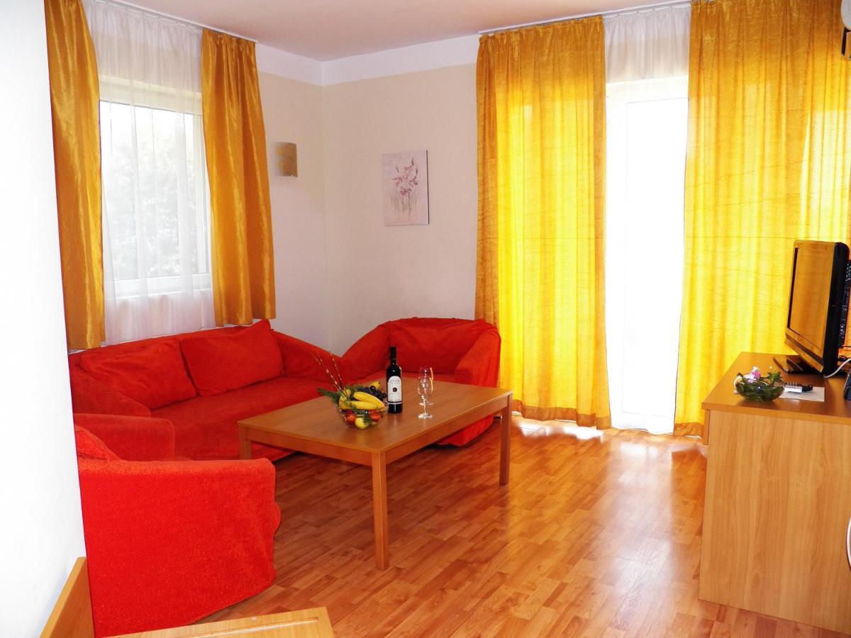Joya Park Apartments Златни пясъци Екстериор снимка
