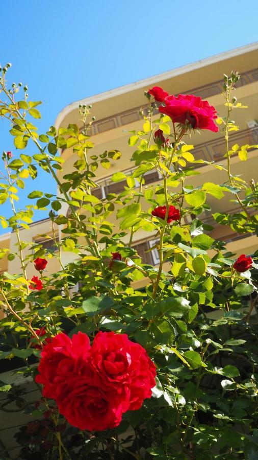 Joya Park Apartments Златни пясъци Екстериор снимка