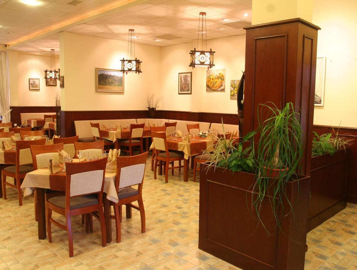 Joya Park Apartments Златни пясъци Екстериор снимка